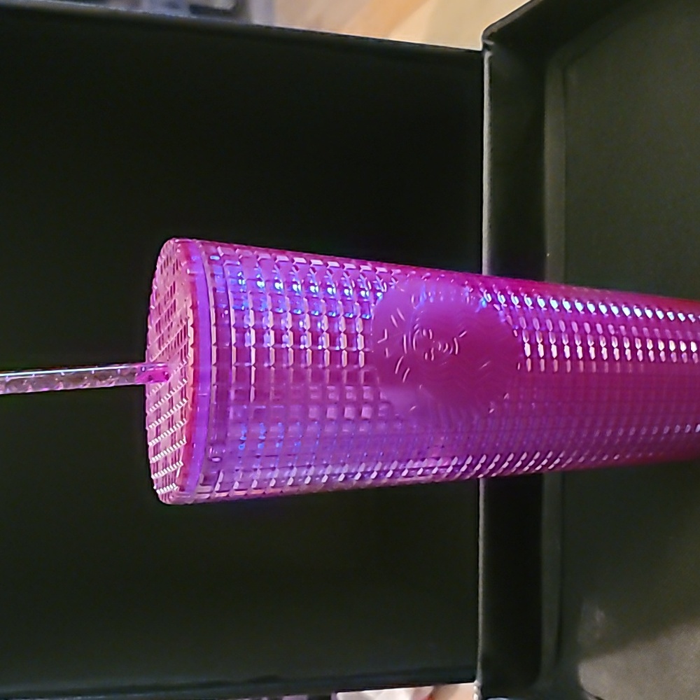 Starbucks Summer Iridescent Deep Magenta Grid Venti Tumbler 2024 Edition